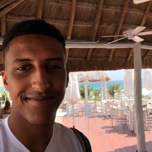 Meet your Posher, Mehba